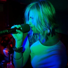 Black Swan – Hampstead | quit work. play in a band.